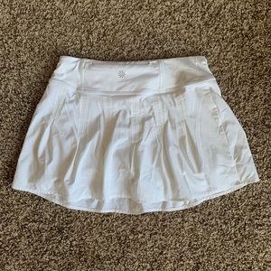 Athleta XS White Tennis Skirt